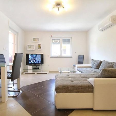 Apartment Borka 메덜린 외부 사진
