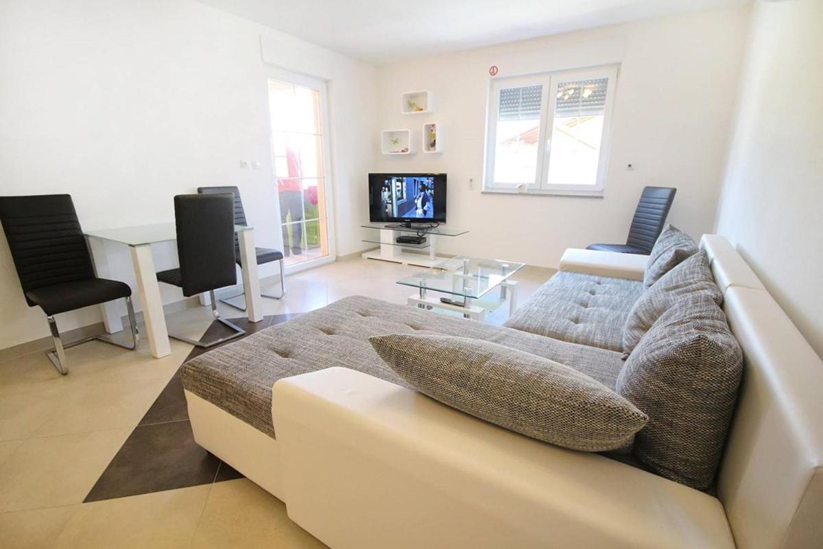 Apartment Borka 메덜린 외부 사진