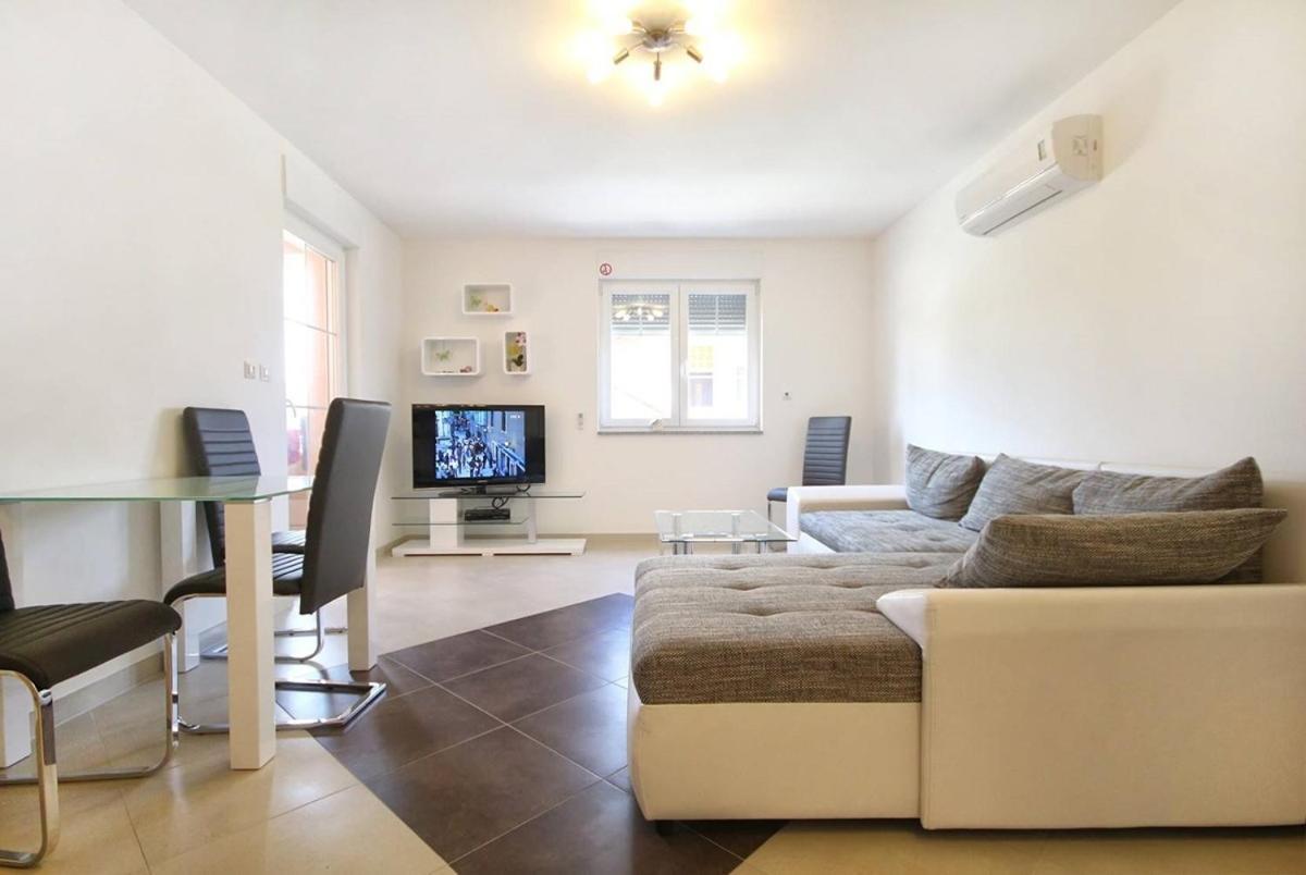 Apartment Borka 메덜린 외부 사진