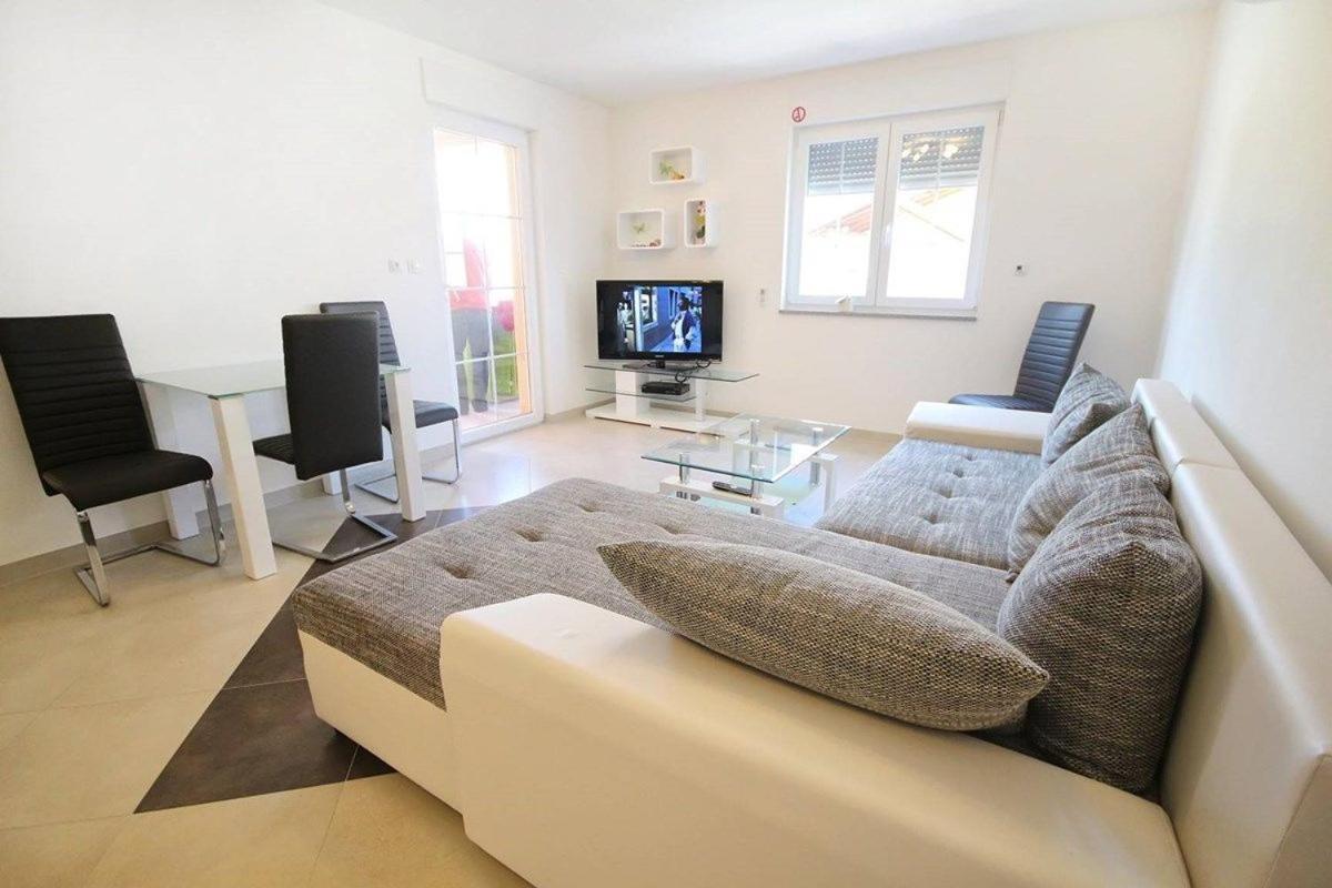Apartment Borka 메덜린 외부 사진